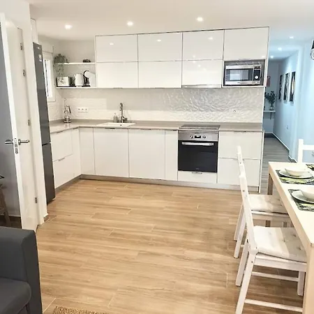 Apartamento La Marina *